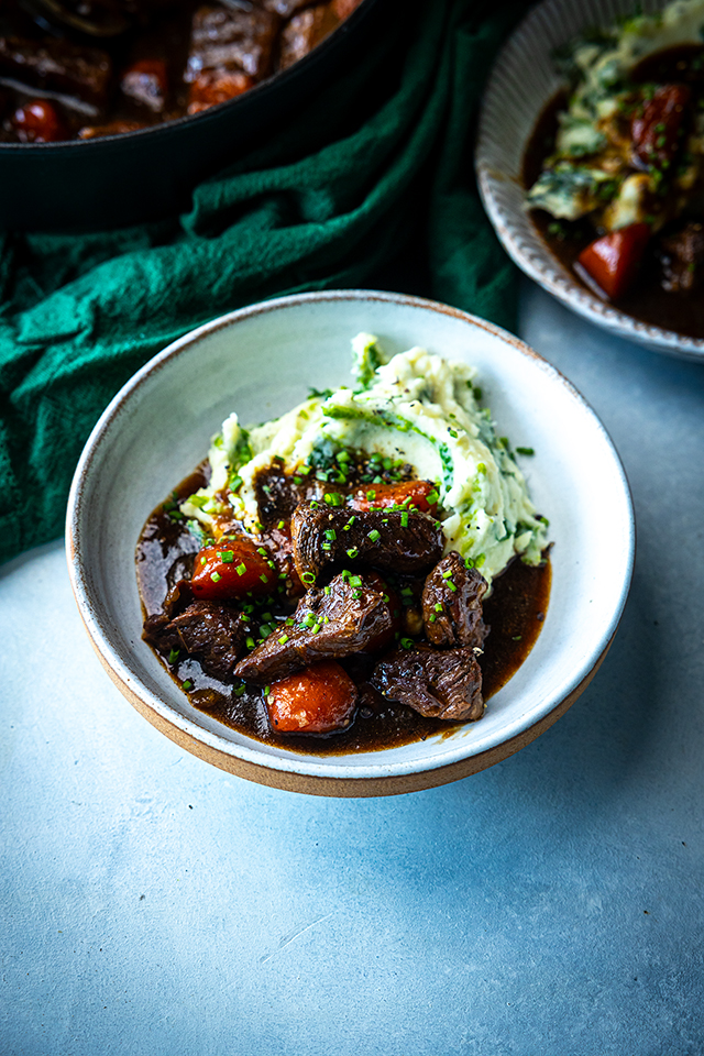 Slow Cooker Beef Stew with Mash & Peas Dump Bag | DonalSkehan.com